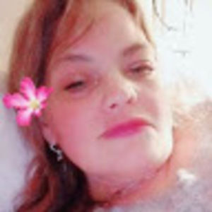 Meet your Posher, Kellie